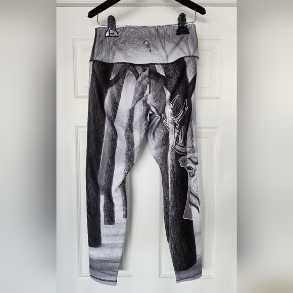 Nominou Tribal Deer Leggings - Size Small - Picture 5 of 6